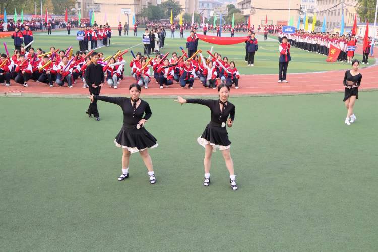 调整大小 15班级方阵