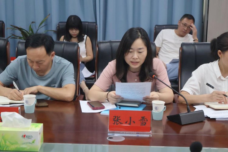 教科室主任张小雪同志领学教育部部长怀进鹏讲话《深化教育综合改革  办好人民满意的教育》