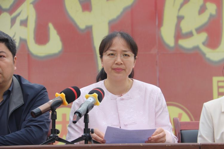 纪委书记汪莉同志对读书活动提出要求